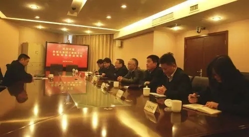 陕煤化集团王海帆书记到香港六和资料大会禹华园小区送温暖